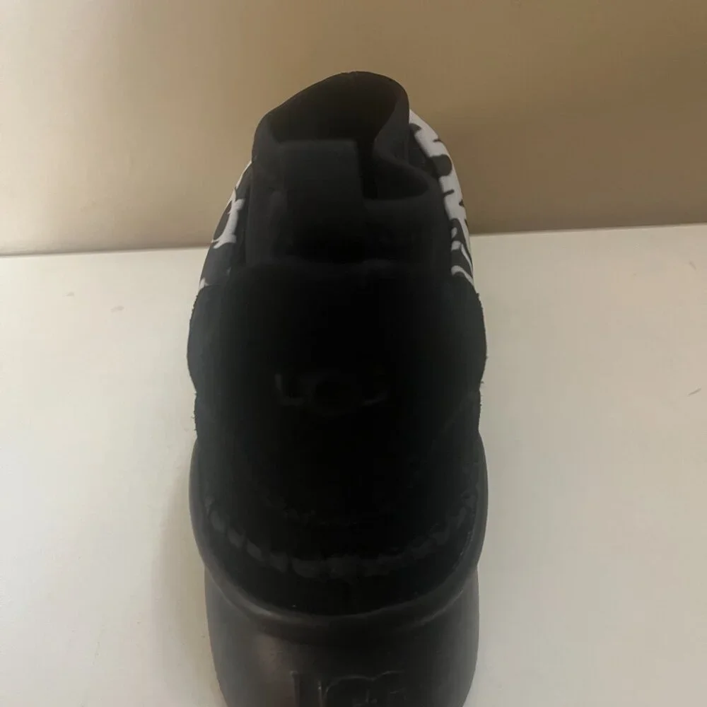 NEW UGG Neutra Graffiti Pop Sneaker size 8